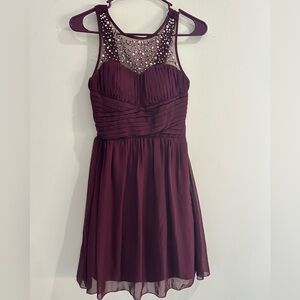 Macys Speechless Juniors size 5 maroon dress.
